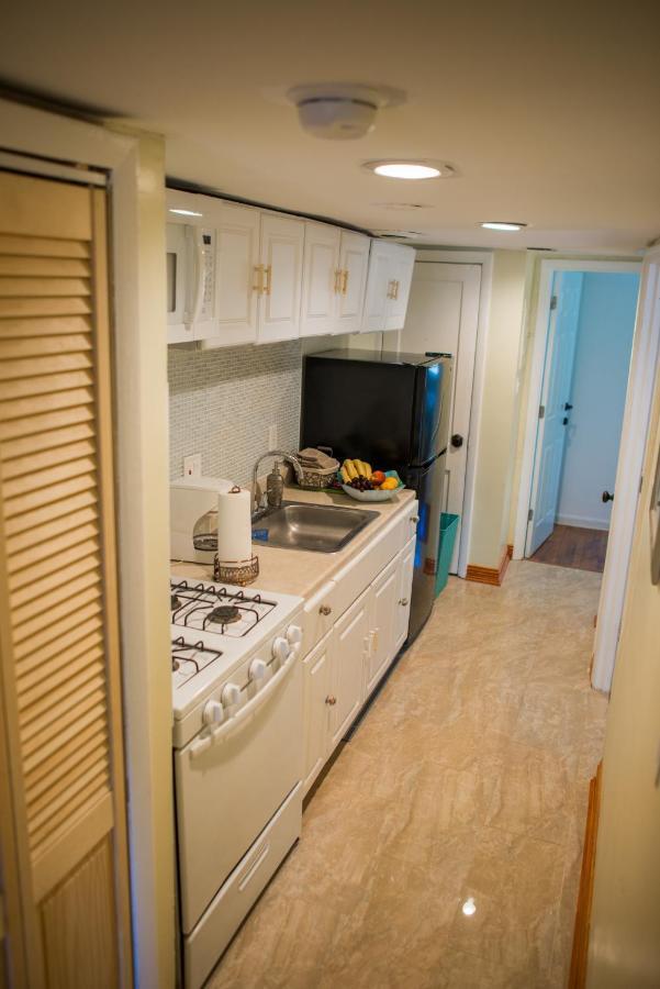 Vacation House Near Downtown Dc Free Parking Вашингтон Екстериор снимка