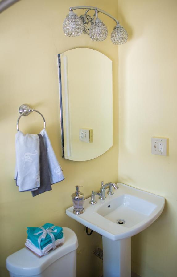 Vacation House Near Downtown Dc Free Parking Вашингтон Екстериор снимка